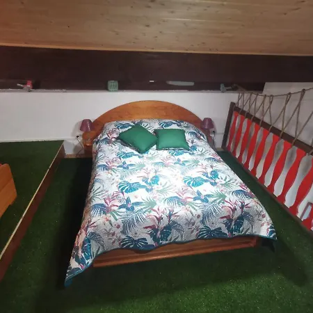 Bed & Breakfast Tikazela - Domaine Ombre Et Lumiere Saint-Jean-de-Muzols